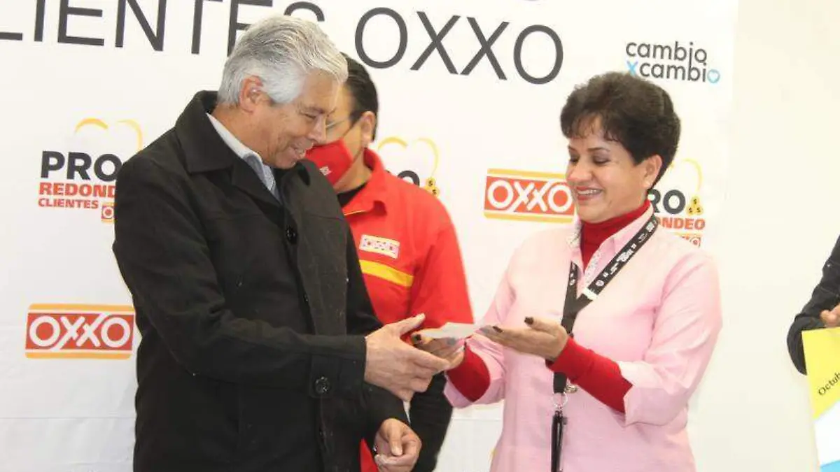 Redondeo, oxxo (2)